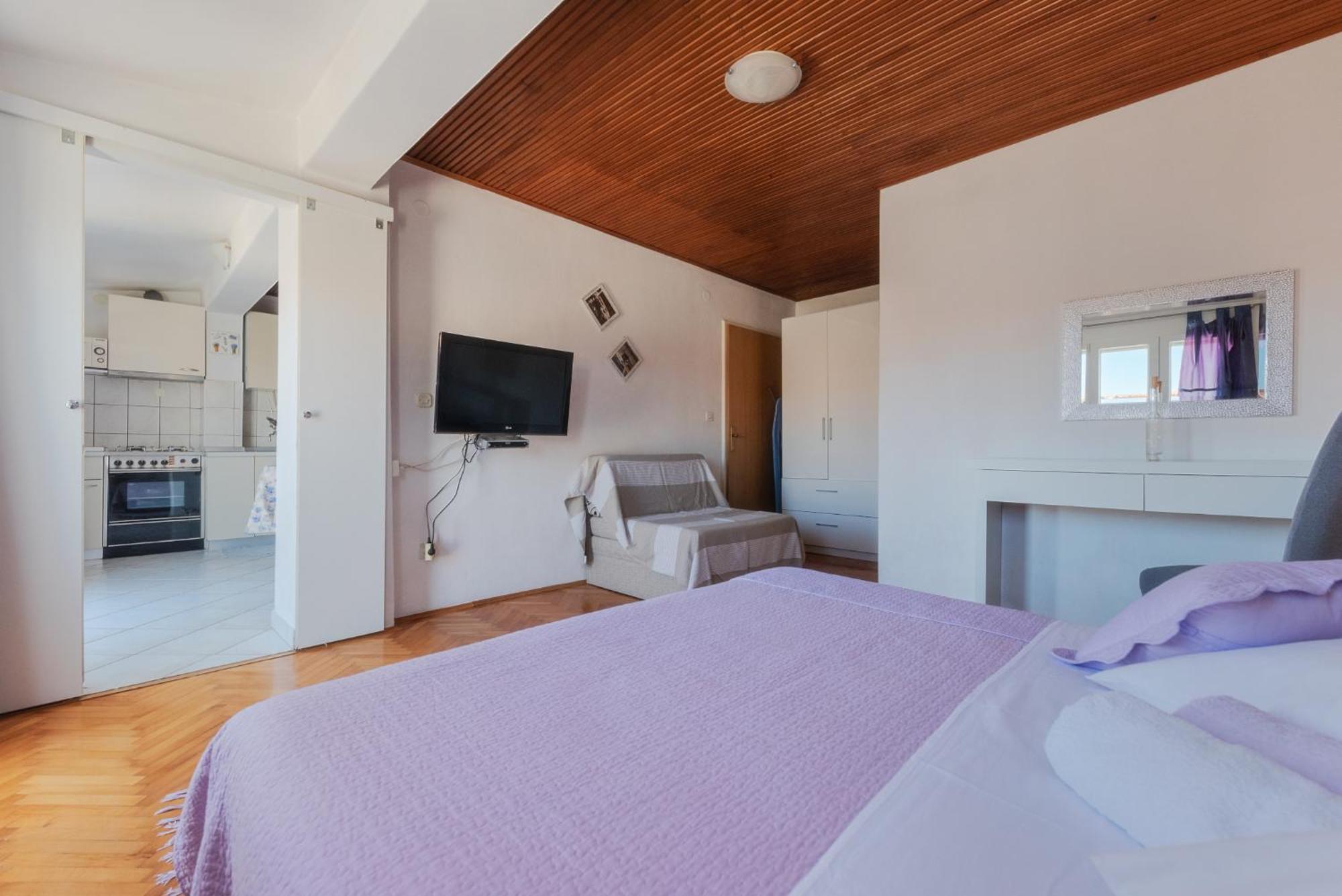 Perica Apartment And Perica Room With Separate Entrance Задар Екстериор снимка