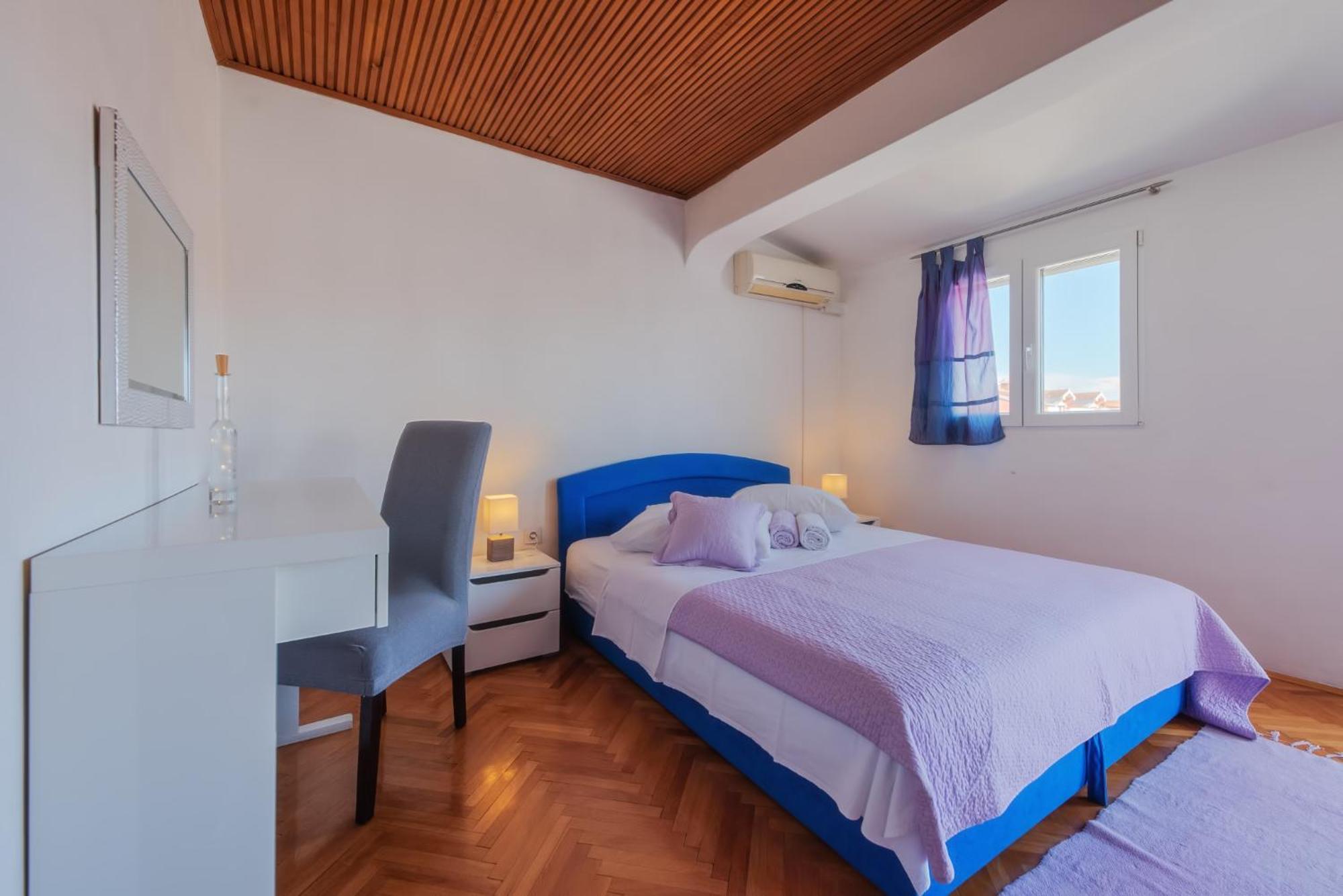 Perica Apartment And Perica Room With Separate Entrance Задар Екстериор снимка